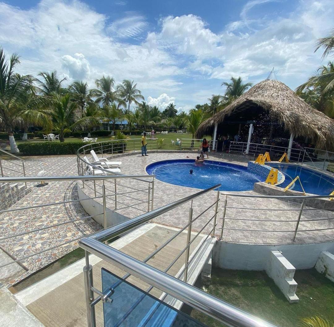 Hotel Casa Blanca Некоклі Екстер'єр фото